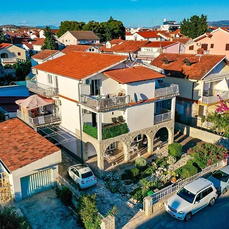 Tina Summer Lejlighed