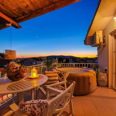 Tina Summer * Βόντιτσε