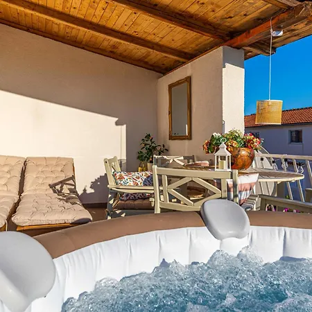 Tina Summer Διαμέρισμα *